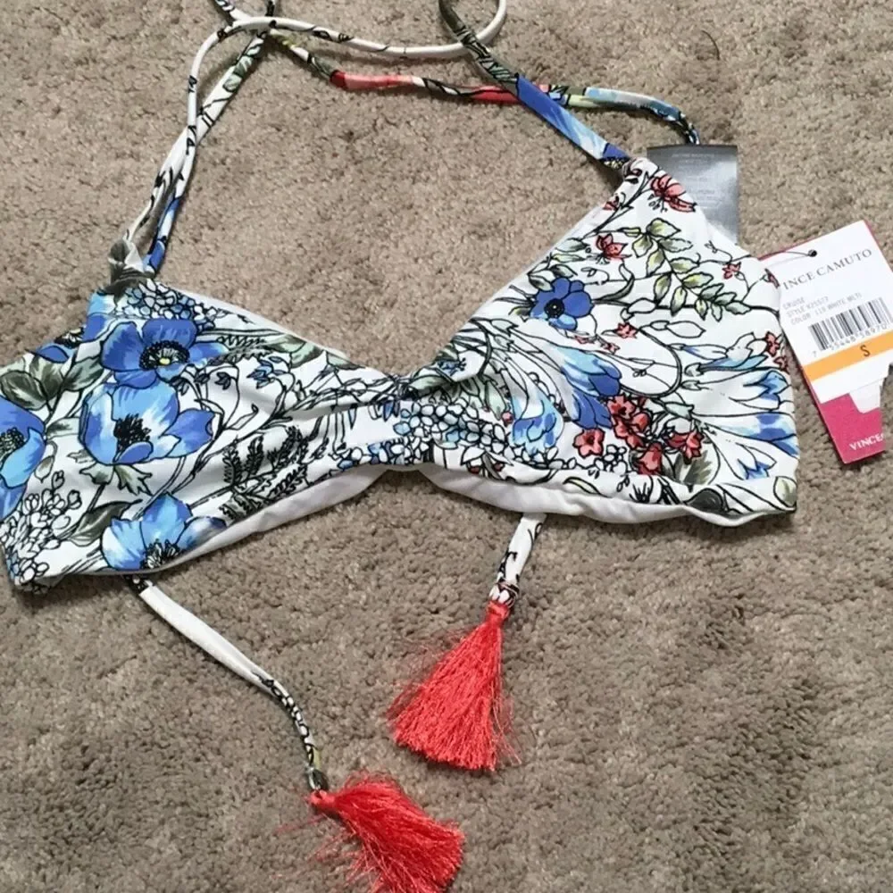 Vince Camuto reversible floral bikini top. NWT